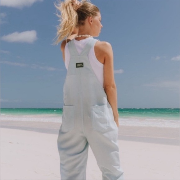 Daily Drills Linen Blend Light blue Overalls Sz M/L  Adjustable Straps Pockets - Picture 1 of 16